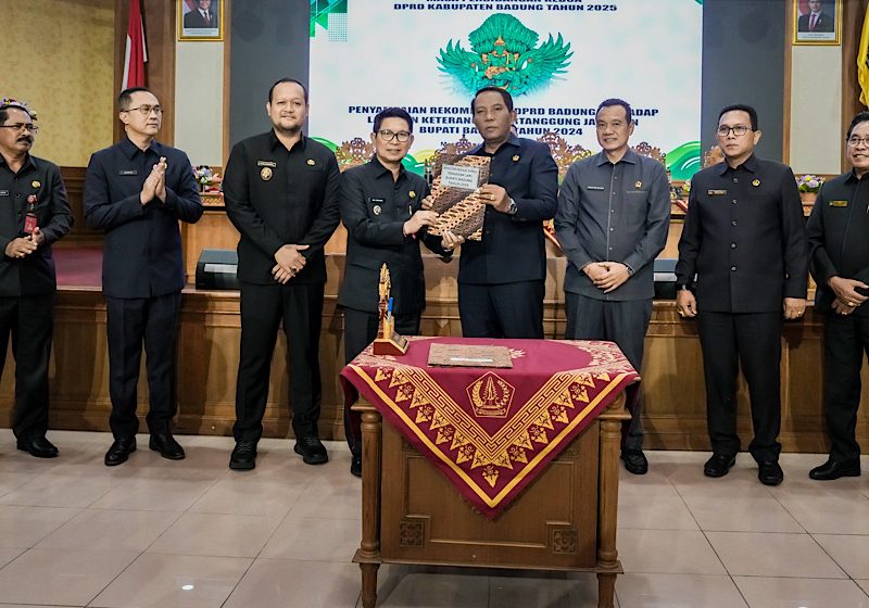 PAD Badung Belum Tembus Target! Ini Janji Bupati Adi Arnawa di Rapat DPRD