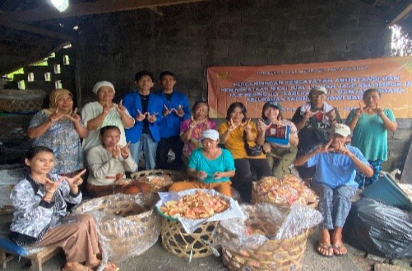 PKM Unwar Dorong Inovasi Usaha Kue Tradisional di Badung