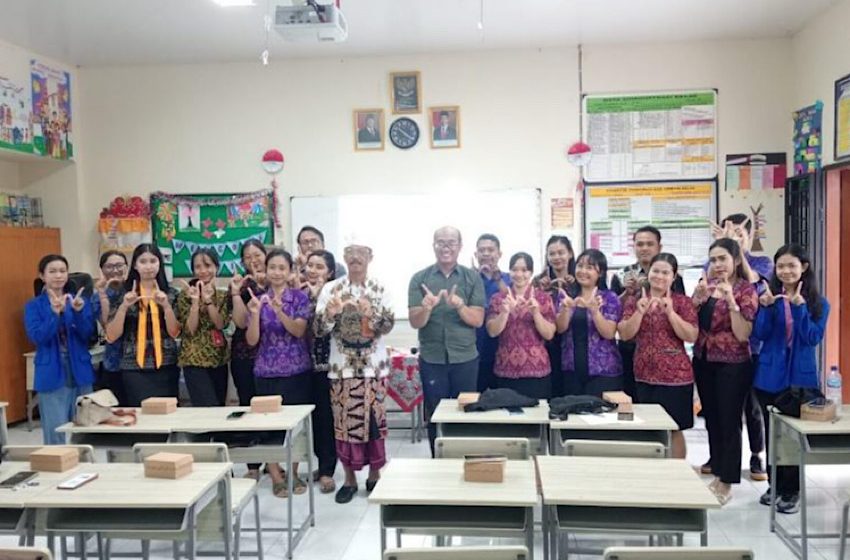 Universitas Warmadewa Latih Guru SD Terapkan Model STM