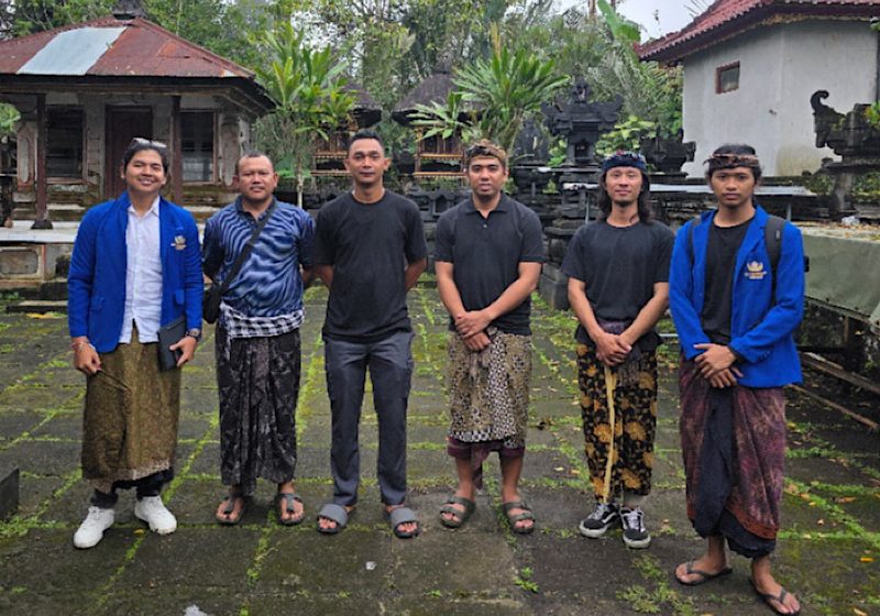  Tim PKM Unwar Dampingi Penataan Pura Paibon Pasek Berbasis Ekowisata Budaya