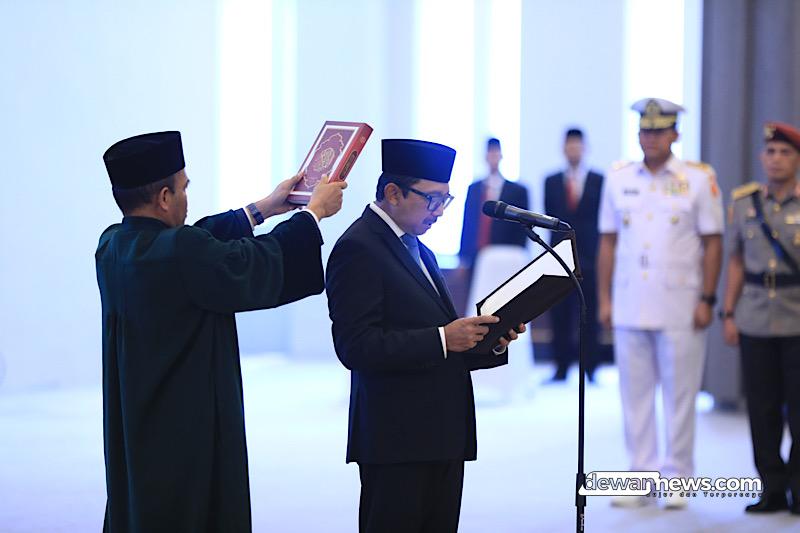 Juda Agung Resmi Jadi Anggota Dewan Komisioner OJK Ex-Officio BI