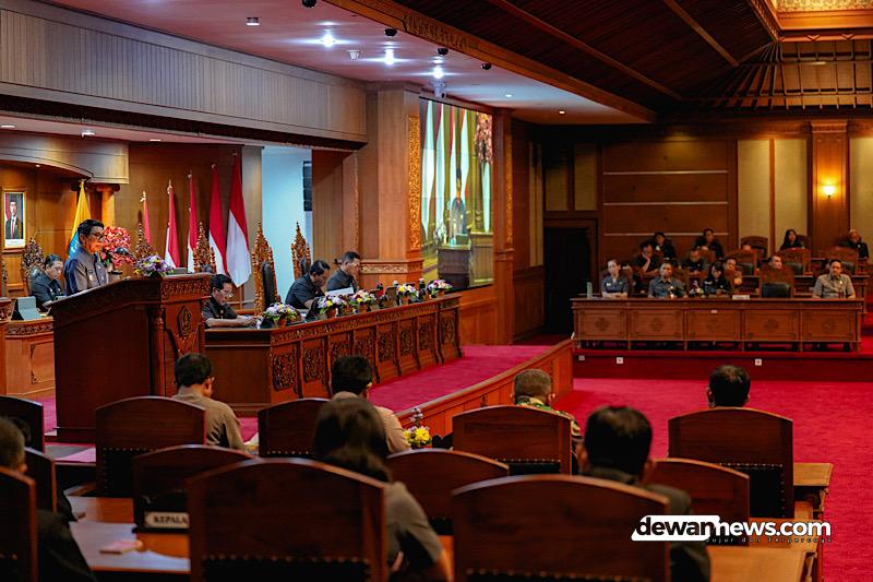  Bupati Adi Arnawa Koreksi Target PAD, Pastikan APBD 2026 Lebih Realistis