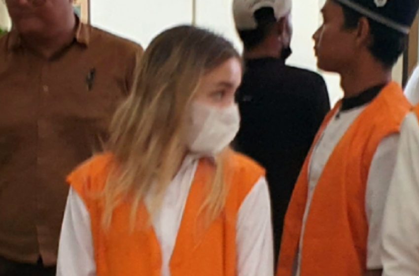  Selundupkan Narkotika Jenis Blue Safir, Wanita Ukraina Dituntut 12 Tahun Penjara