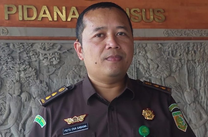  Penyidik Kejati Bali Tetapkan Rektor Unud Tersangka Kasus SPI Jalur Mandiri