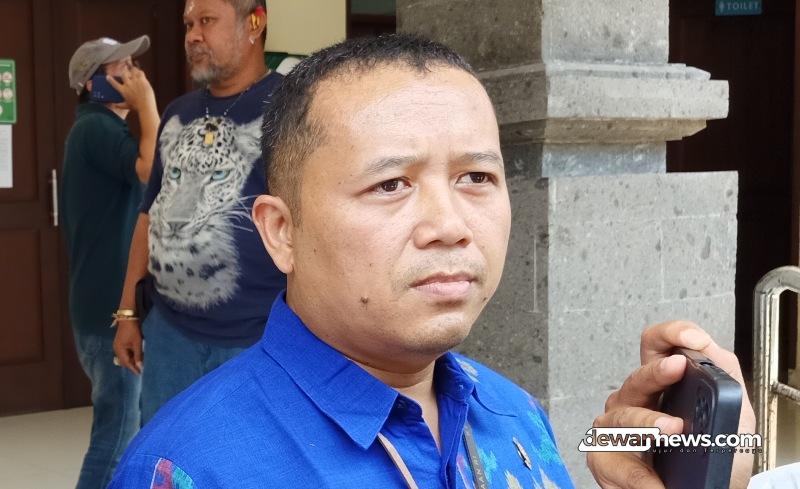  Kejati Bali Bebaskan HS Tersangka Kasus Pungli Fast Track dari Tahanan