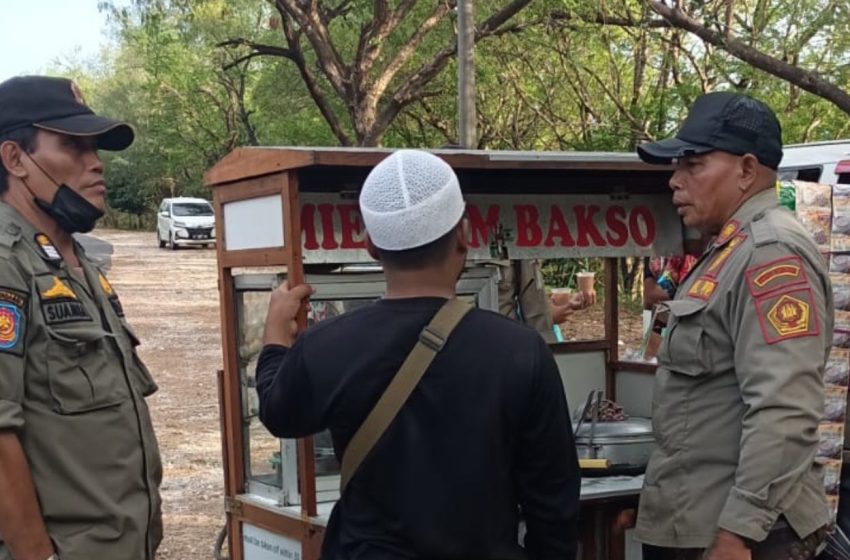  Berjualan di Atas Trotoar, Satpol PP Denpasar Tertibkan Pedagang Kaki Lima