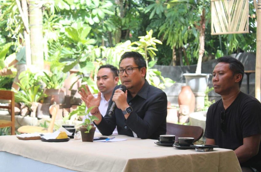  Lestarikan Tradisi Melayangan Pemkot Denpasar Gelar Rare Angon Festival 2024