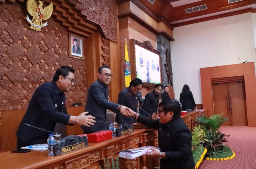  Walikota Jaya Negara Sampaikan KUA PPAS APBD 2024, dan Rancangan KUA PPAS APBD 2025