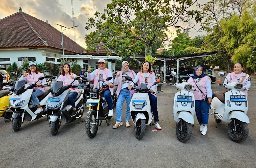  Srikandi PLN Touring Motor Listrik, Kampanyekan Kendaraan Listrik di Bali