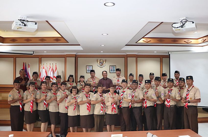  Wabup. Suiasa Ramah Tamah Dengan Gerakan Pramuka Kwarcab. Badung