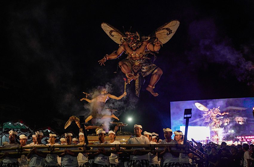  21 Ogoh-Ogoh Terbaik Tampil di Final Festival Bhandana Bhuhkala Badung 2025