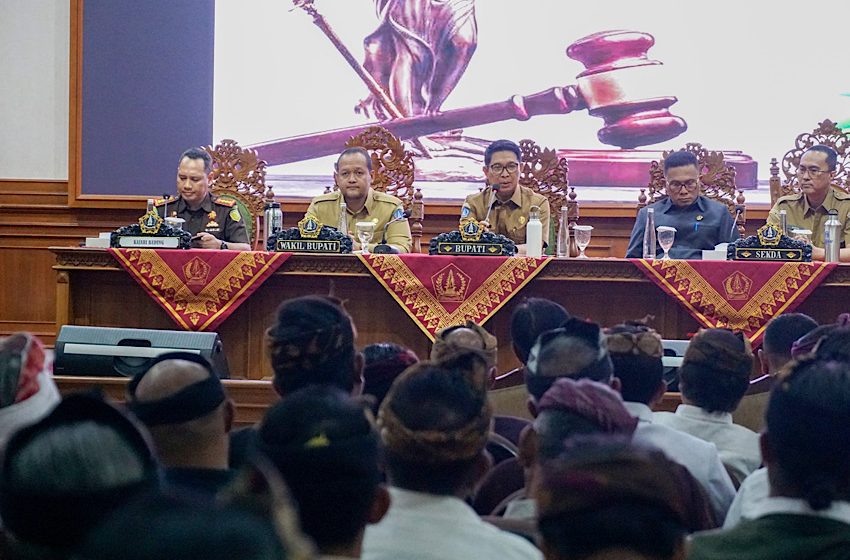  Bupati Badung & Kajari Luncurkan Strategi Hukum Revolusioner Berbasis Adat!