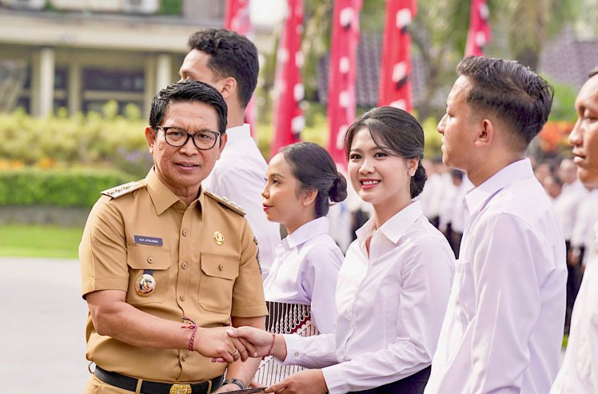 Badung Lantik Ribuan ASN, Adi Arnawa Dorong Pelayanan 24 Jam