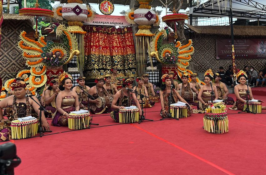  “Amrih Sukanikang Rat”, Suara Dharma yang Membius Penonton Taman Penasar Duta Badung 2025