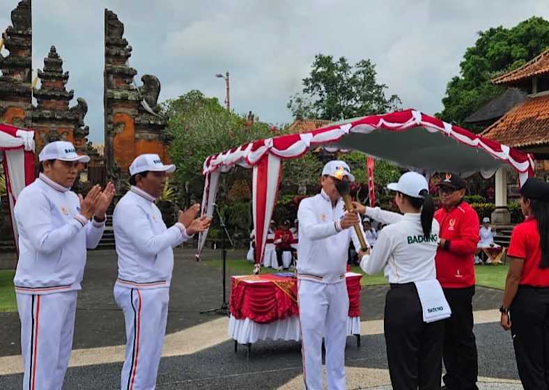 Badung Siap Sukseskan Porprov Bali XVI 2025, Terima Api Obor dari Tabanan