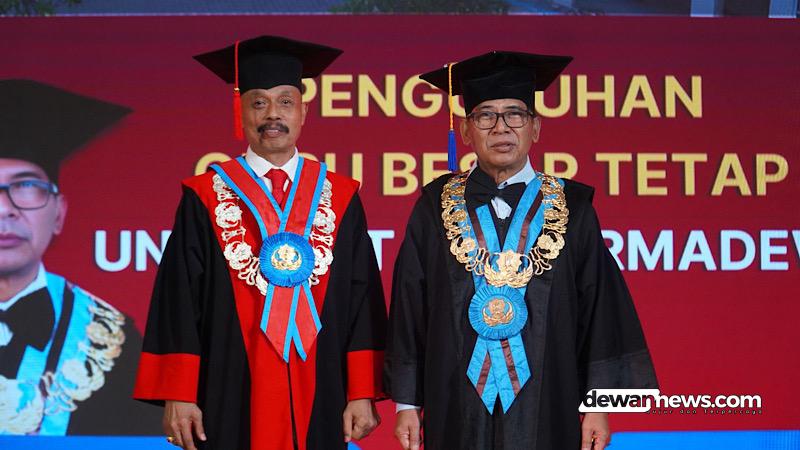  Perjalanan Panjang Berbuah Gelar, Prof. Sujana Resmi Jadi Guru Besar ke-17 Unwar