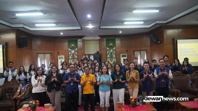  Perkuat Kompetensi Bahasa Inggris, FS Unwar Lantik English Club 2026