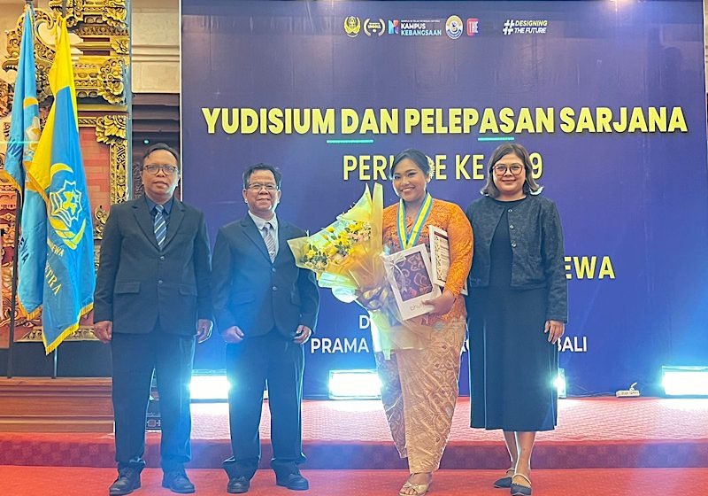  Yudisium ke-79 Sastra Unwar, Empat Lulusan Cetak IPK Sempurna 4,00