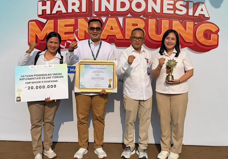  OJK Dorong Budaya Menabung, SMPN 9 Denpasar Raih KEJAR Award